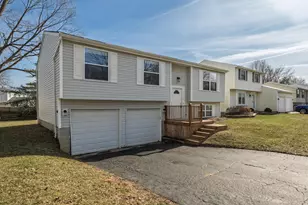 7370 Coldstream Dr, Columbus, OH 43235 - Photo 2