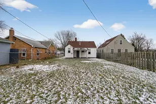 911 Clarendon Ave, Columbus, OH 43223 - Photo 4