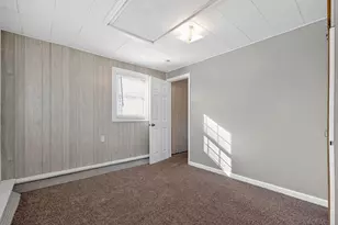 381 Pasadena Ave, Columbus, OH 43228 - Photo 8