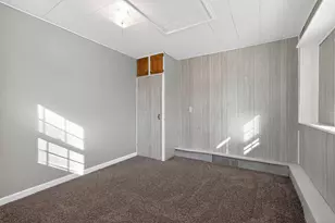 381 Pasadena Ave, Columbus, OH 43228 - Photo 12