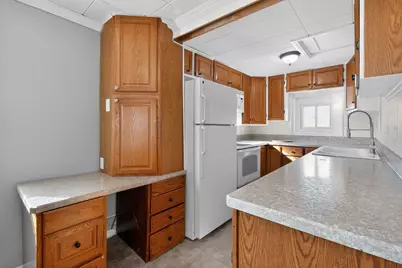 381 Pasadena Avenue, Columbus, OH 43228 - Photo 16