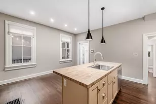 136 E Whittier St, Columbus, OH 43206 - Photo 12