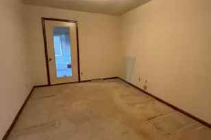 4271 Jackson Pike, Grove City, OH 43123 - Photo 18