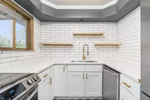 4230 Eastlea Dr, Columbus, OH 43214 - Photo 4