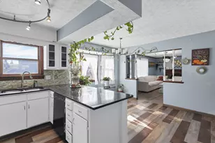 2251 Tulip Tree Ave, Columbus, OH 43229 - Photo 16