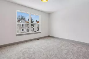 910 Ellsworth Ave, Columbus, OH 43206 - Photo 28