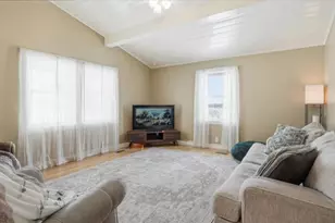 13731 Saw Mill Rd, Hillsboro, OH 45133 - Photo 8