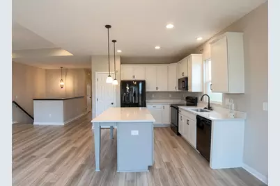 7942 Griffin Drive, Reynoldsburg, OH 43068 - Photo 2