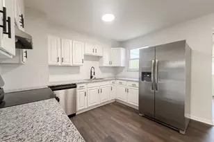 1619 Basil Dr, Columbus, OH 43227 - Photo 2