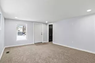 427 N Walnut St, Urbana, OH 43078 - Photo 6