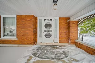 230 W Columbus St, Mount Sterling, OH 43143 - Photo 4