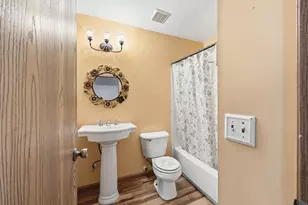 1062 Viewpointe Dr, Columbus, OH 43207 - Photo 10