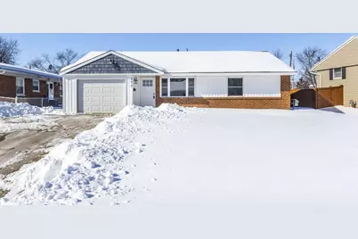 377 S Murray Hill Road, Columbus, OH 43228 - Photo 1