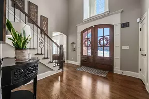 9338 Deer Path Ct, Powell, OH 43065 - Photo 4