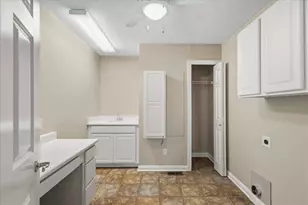 45 E California Ave, Columbus, OH 43202 - Photo 34