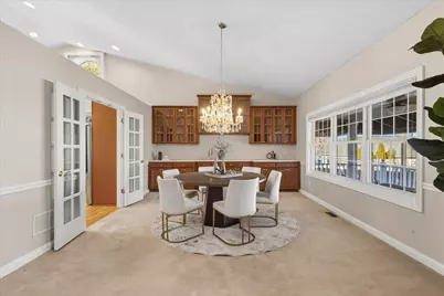 45 E California Avenue, Columbus, OH 43202 - Photo 12