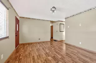 3458 S 8th St, Columbus, OH 43207 - Photo 6