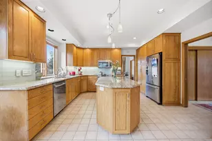 2900 Wickliffe Woods Ct, Columbus, OH 43221 - Photo 26