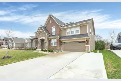 8427 Chesapeake Way NW, Pickerington, OH 43147 - Photo 2