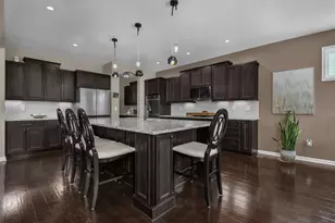 8427 Chesapeake Way NW, Pickerington, OH 43147 - Photo 10