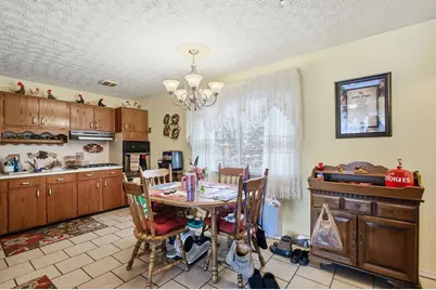 670 Hillsdale Drive, West Jefferson, OH 43162 - Photo 8