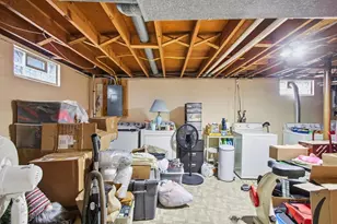 670 Hillsdale Dr, West Jefferson, OH 43162 - Photo 32