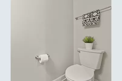 138 E Greenwood Avenue, Columbus, OH 43201 - Photo 12