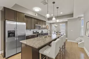 138 E Greenwood Ave, Columbus, OH 43201 - Photo 20