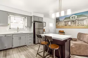 207 S Huron Ave, Columbus, OH 43204 - Photo 18