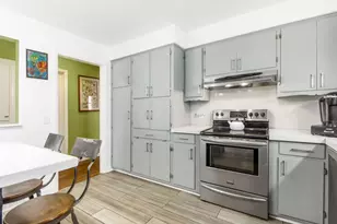 207 S Huron Ave, Columbus, OH 43204 - Photo 22