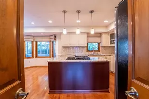 9010 Barassie Pl, Dublin, OH 43017 - Photo 12
