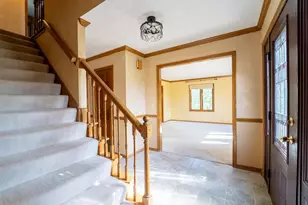 9010 Barassie Pl, Dublin, OH 43017 - Photo 6