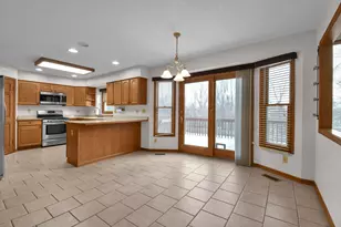 28 Calumet Dr N, Granville, OH 43023 - Photo 6