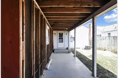 1661 E Whittier Street, Columbus, OH 43206 - Photo 32
