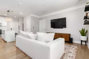 1670 E Broad, Columbus, OH 43203 - Photo 4