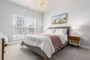 1670 E Broad, Columbus, OH 43203 - Photo 20