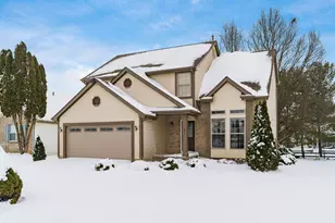 8827 Firstgate Dr, Reynoldsburg, OH 43068 - Photo 2