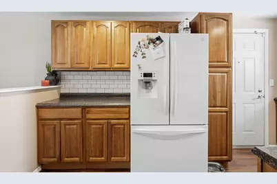 7302 Belle Plain Drive, Dayton, OH 45424 - Photo 6