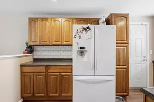 7302 Belle Plain Dr, Dayton, OH 45424 - Photo 6