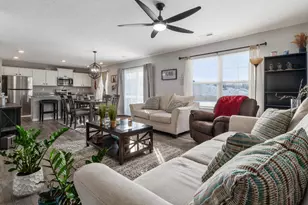 395 Jameson Ln, Newark, OH 43055 - Photo 8