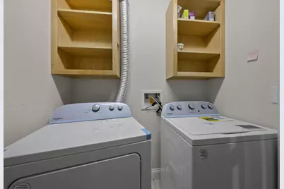 156 E 4th Avenue, Columbus, OH 43201 - Photo 32