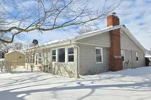 601 Portland Way N, Galion, OH 44833 - Photo 2