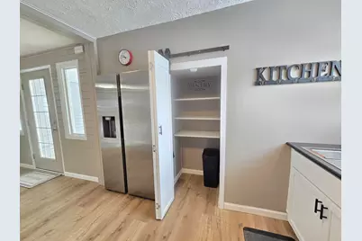 601 Portland Way N, Galion, OH 44833 - Photo 12