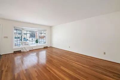 955 Amberly Place, Columbus, OH 43220 - Photo 4