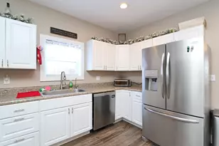 127 N Pierce St, Crestline, OH 44827 - Photo 10