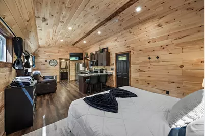 12089 Cantwell Cliffs Road, Rockbridge, OH 43149 - Photo 66