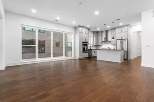 705 Civitas Ave, Columbus, OH 43215 - Photo 10