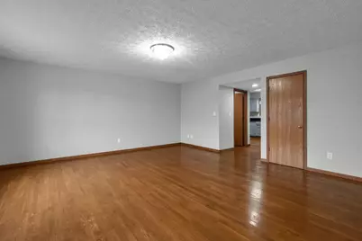 8726 Woodwind Drive, Lewis Center, OH 43035 - Photo 6