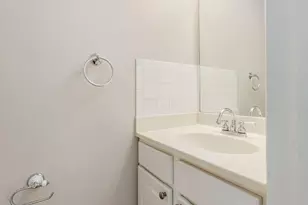 2733 Greystone Dr, Columbus, OH 43220 - Photo 26