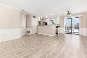 2733 Greystone Dr, Columbus, OH 43220 - Photo 4